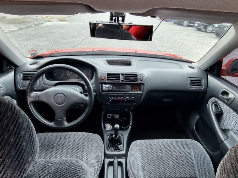 2000 Honda Civic LXi pictures