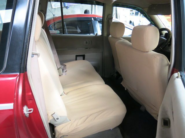 2005 Toyota Revo pictures