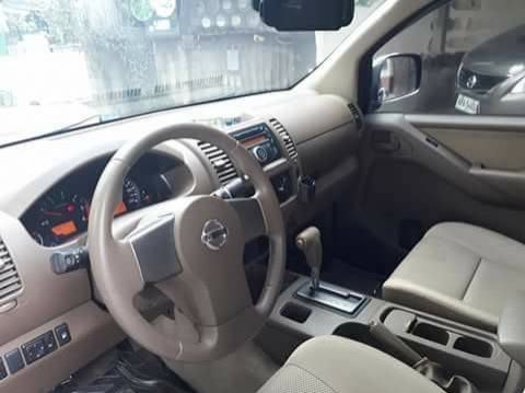 2013 Nissan Navara pictures