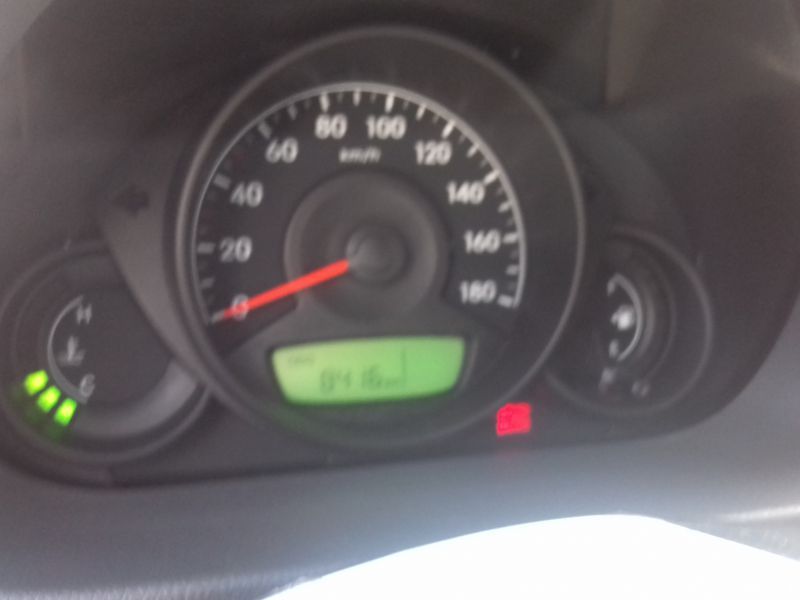 2016 Hyundai Eon for sale 8 414 Km Manual transmission Automobilico