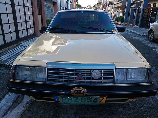 1987 Mitsubishi Galant pictures