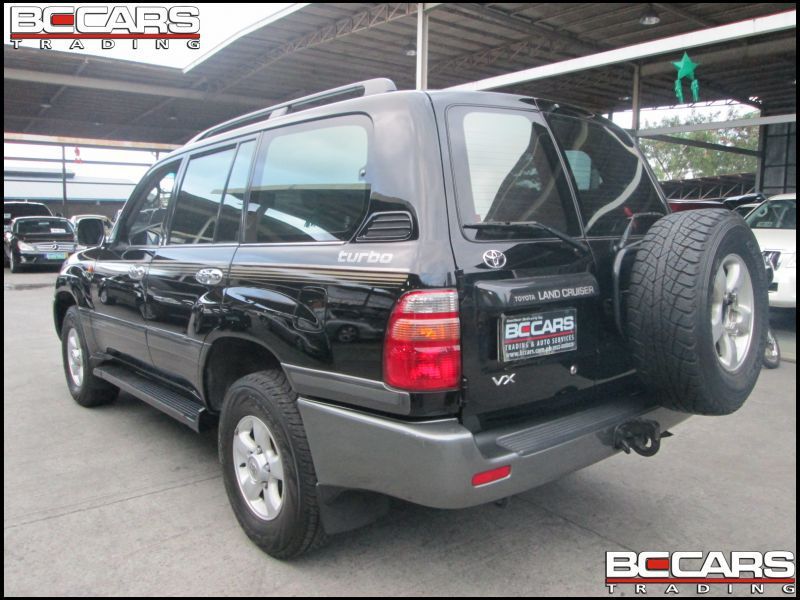 2000 Toyota Land Cruiser 100 photo