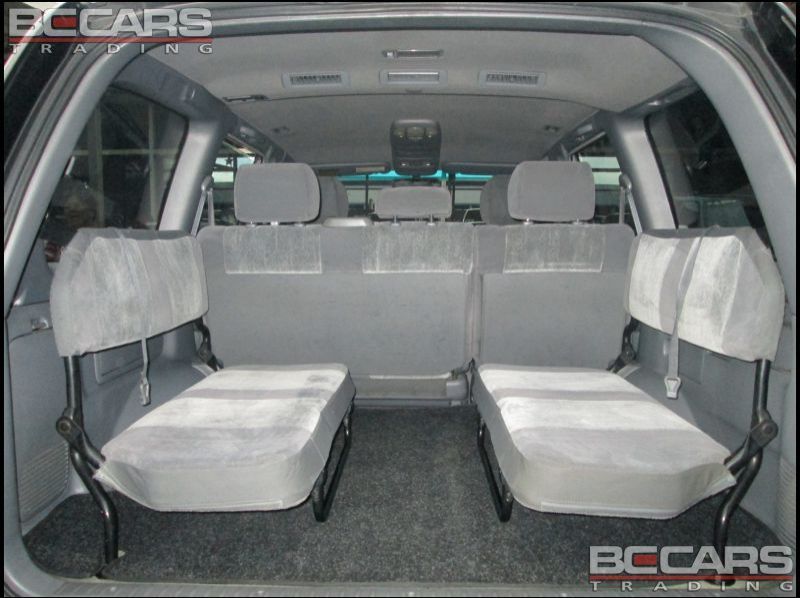 2000 Toyota Land Cruiser 100 pictures