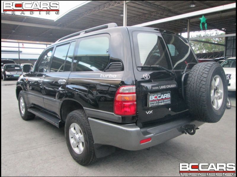 2000 Toyota Land Cruiser 100 pictures