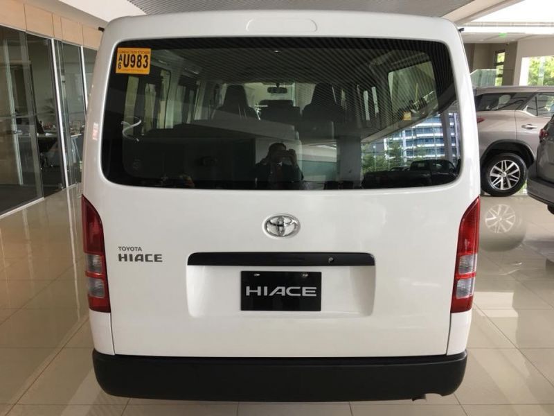 2020 toyota hiace