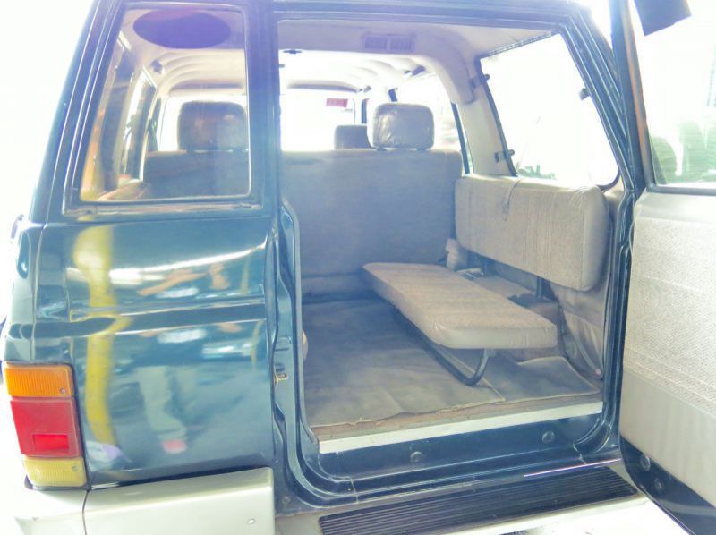 1999 Isuzu Hilander pictures