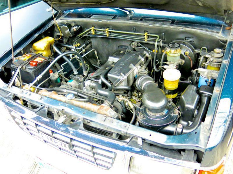 1999 Isuzu Hilander pictures