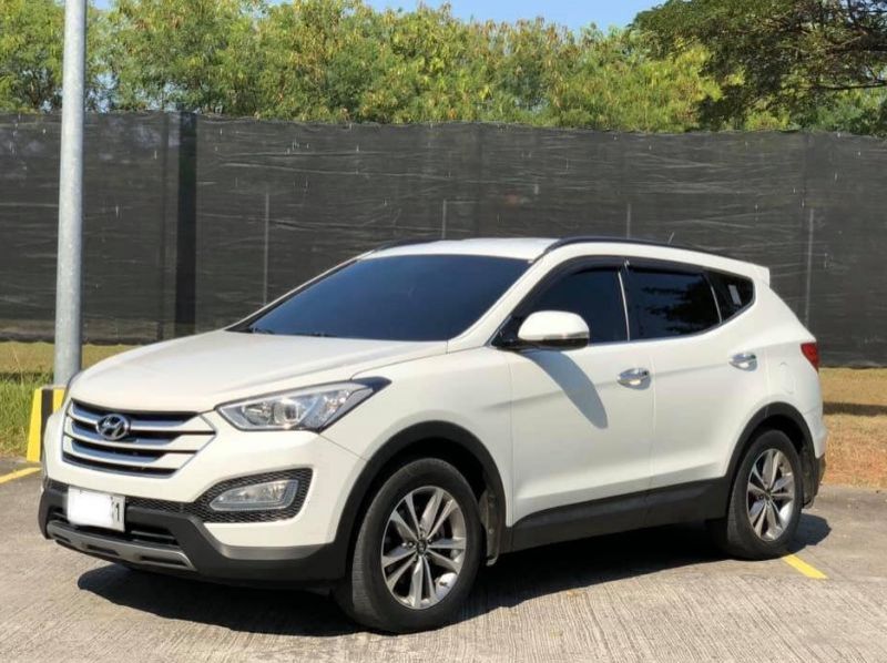 2015 Hyundai Santa Fe pictures