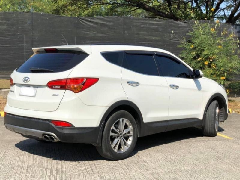 2015 Hyundai Santa Fe pictures
