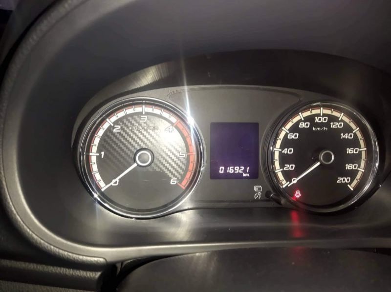 2019 Mitsubishi Strada pictures