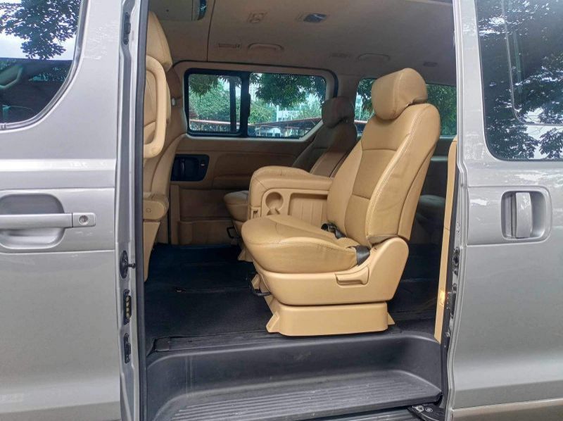 2020 Hyundai Grand Starex pictures