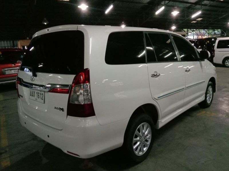 2014 Toyota innova pictures