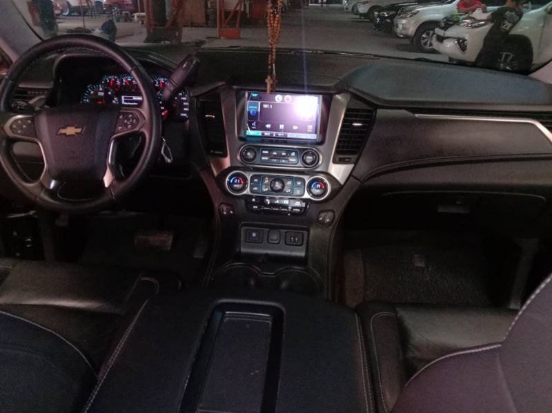 2016 Chevrolet suburban pictures