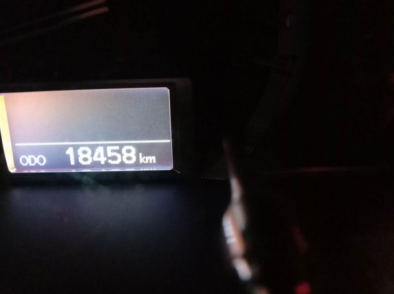 2017 Toyota hi ace super grandia pictures