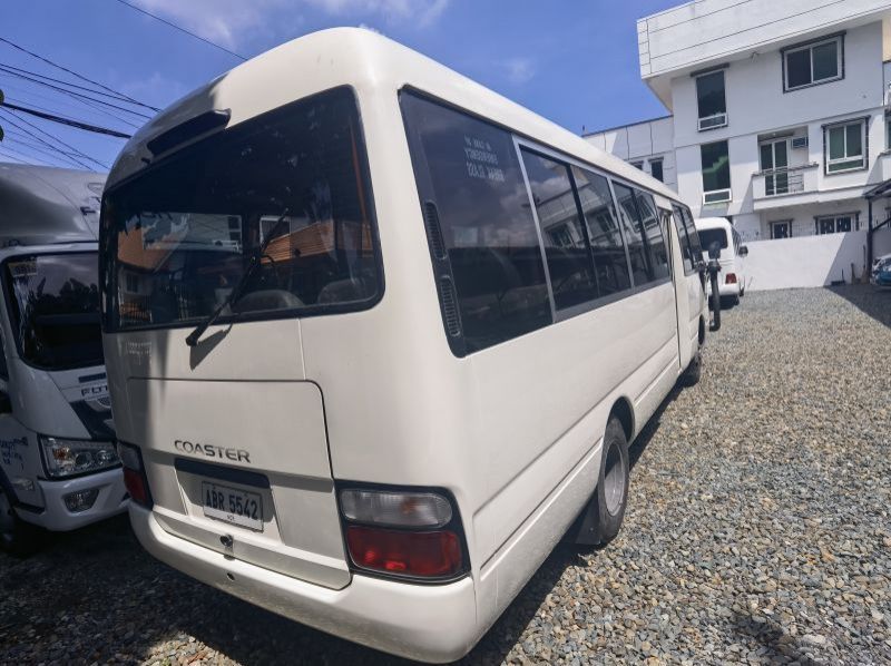2015 Toyota Coaster pictures