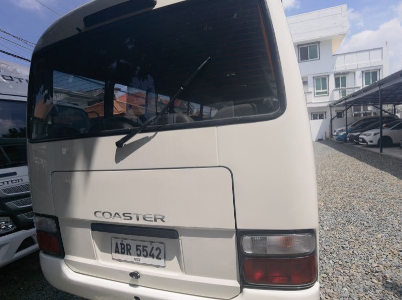 2015 Toyota Coaster pictures