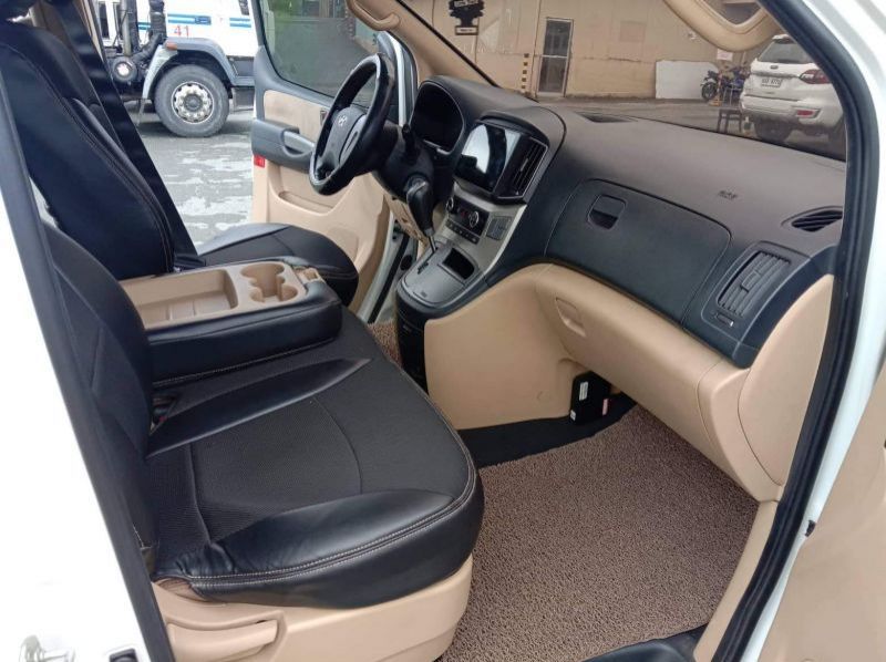2019 Hyundai Grand Starex pictures