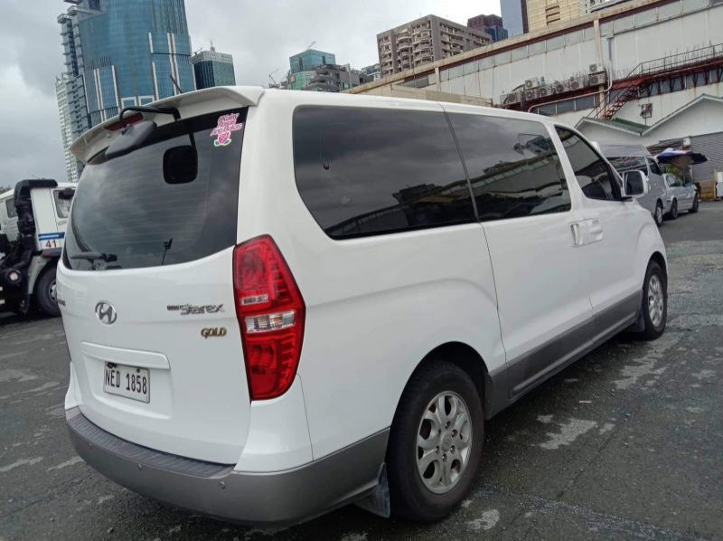 2019 Hyundai Grand Starex pictures