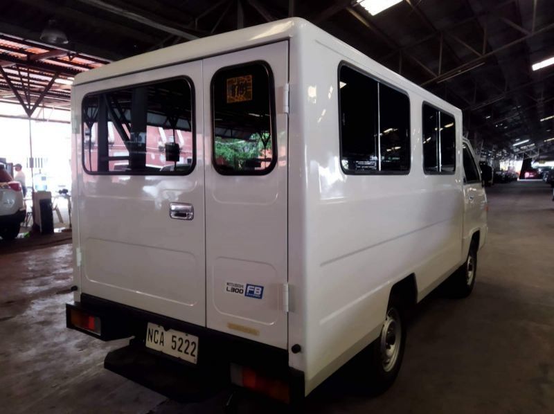 2017 Mitsubishi L300 pictures