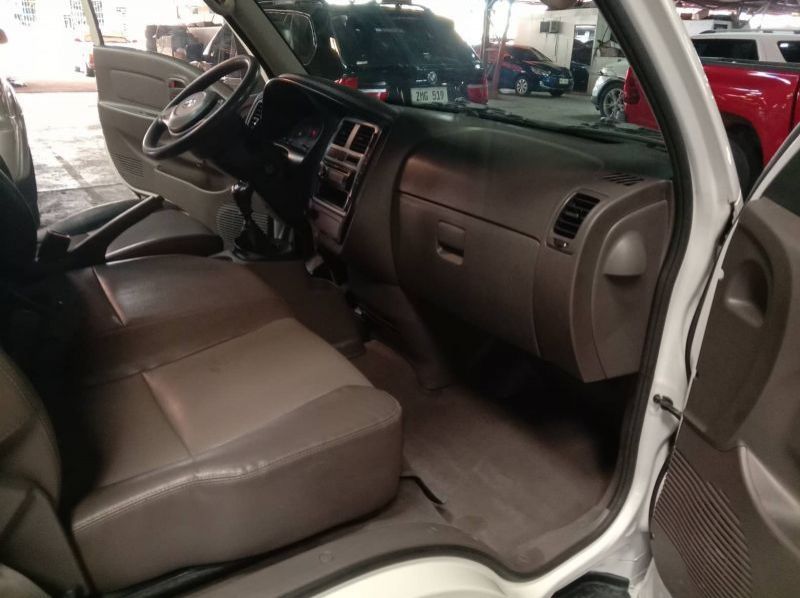 2020 Hyundai H100 pictures