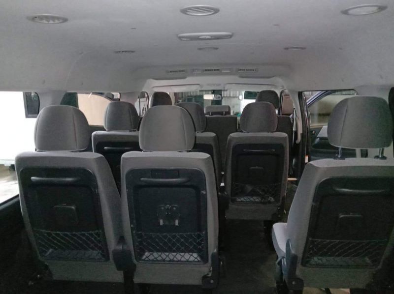 2019 Toyota Hiace Grandia GL pictures