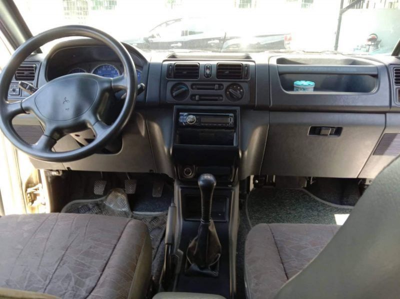 2017 Mitsubishi adventure pictures