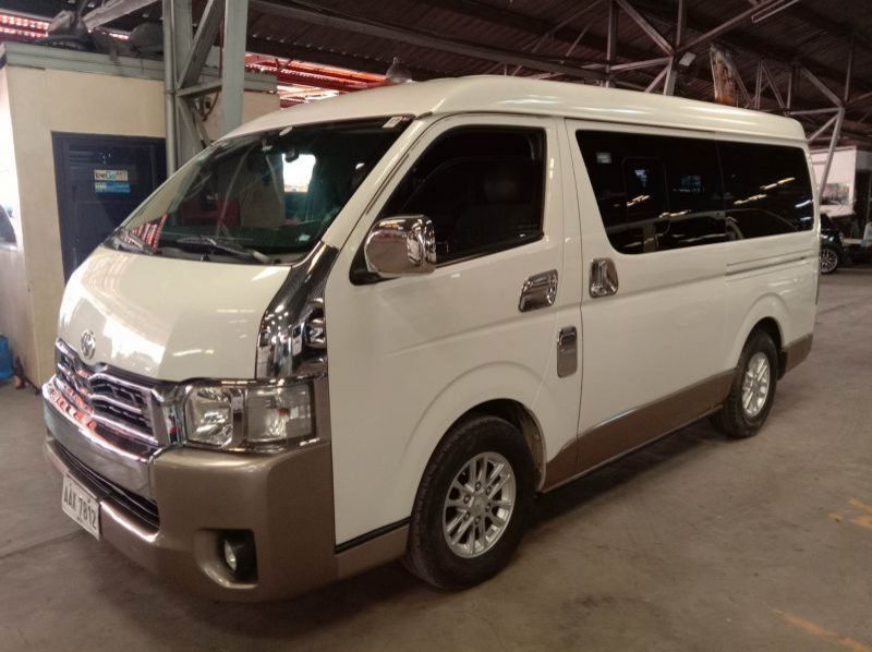 2014 Toyota Hiace Super Grandia pictures
