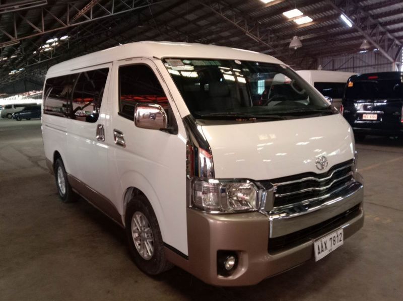 2014 Toyota Hiace Super Grandia pictures