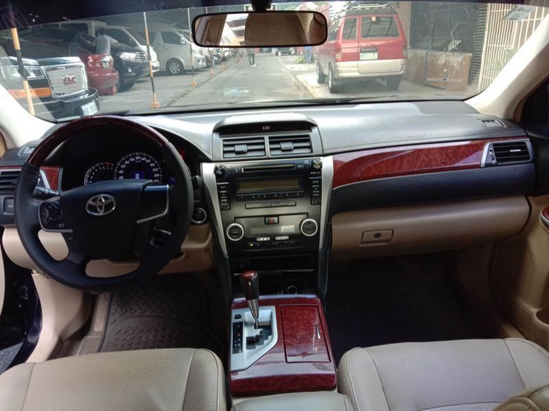 2012 Toyota Camry pictures