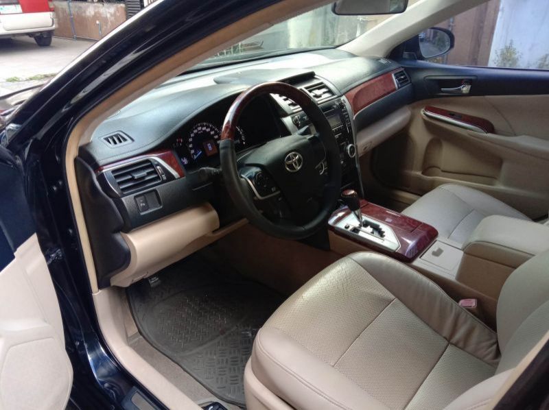 2012 Toyota Camry pictures