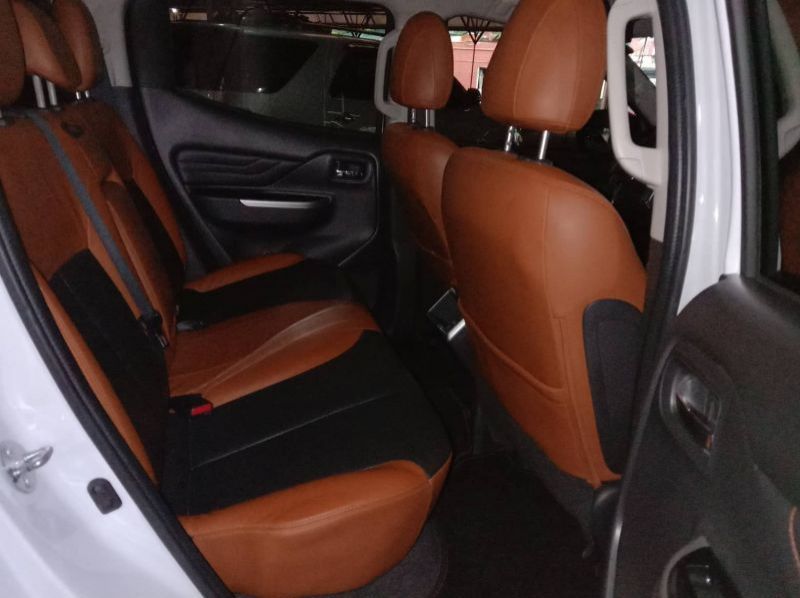 2021 Mitsubishi Strada pictures