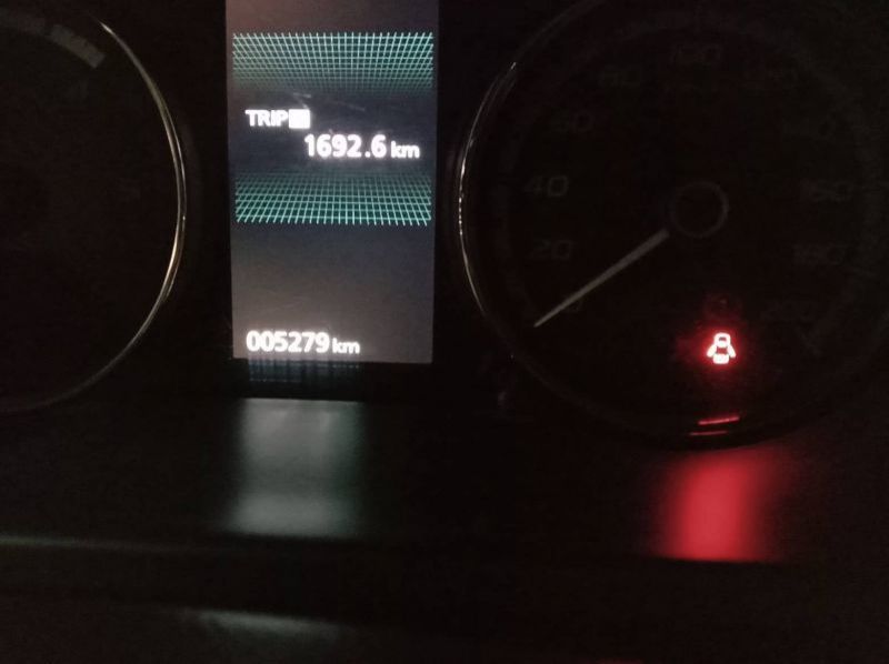 2021 Mitsubishi Strada pictures