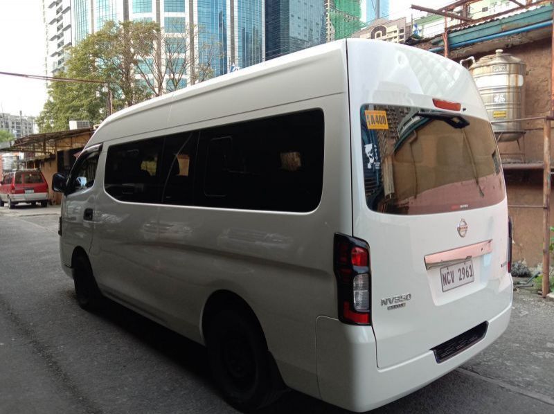 2018 Nissan NV 350 PREMIUM pictures