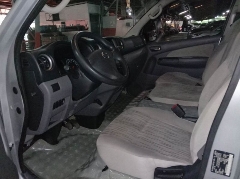 2018 Nissan urvan nv350 pictures