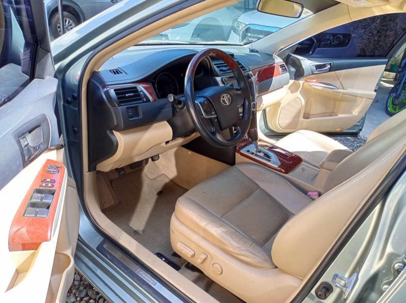 2014 Toyota camry pictures