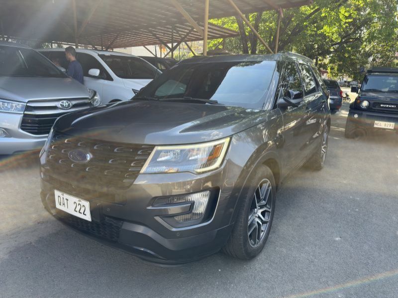 2016 Ford Explorer pictures