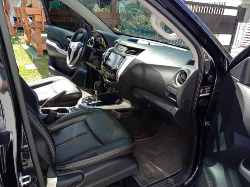 2020 Nissan navara pictures