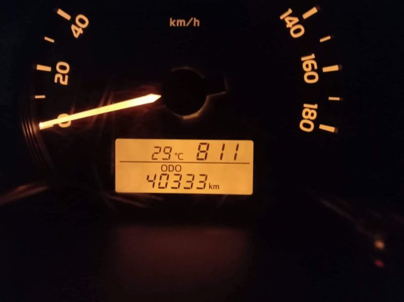 2016 Toyota Hiace Super Grandia pictures