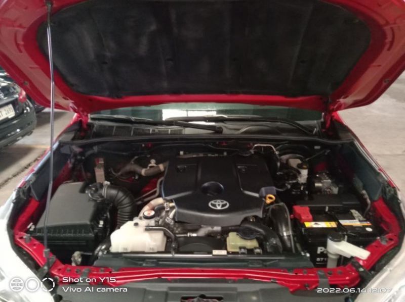 2019 Toyota Hilux pictures