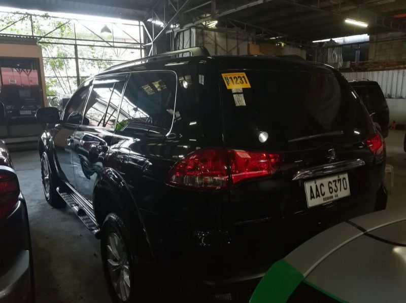 2015 Mitsubishi montero sport pictures