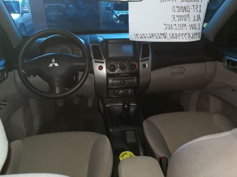 2015 Mitsubishi montero sport pictures