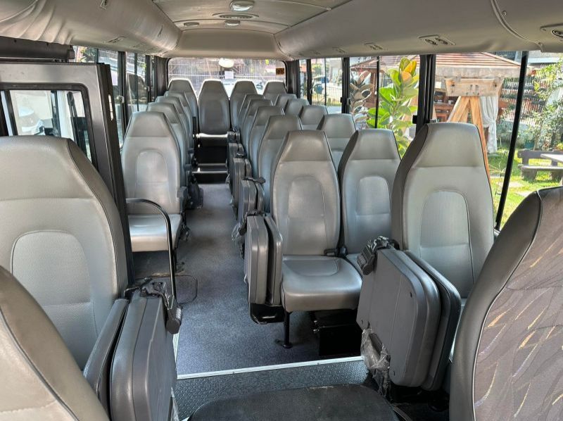 2018 Hyundai County pictures