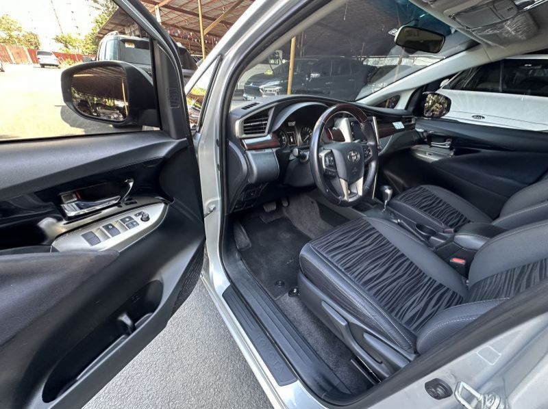 2021 Toyota innova pictures