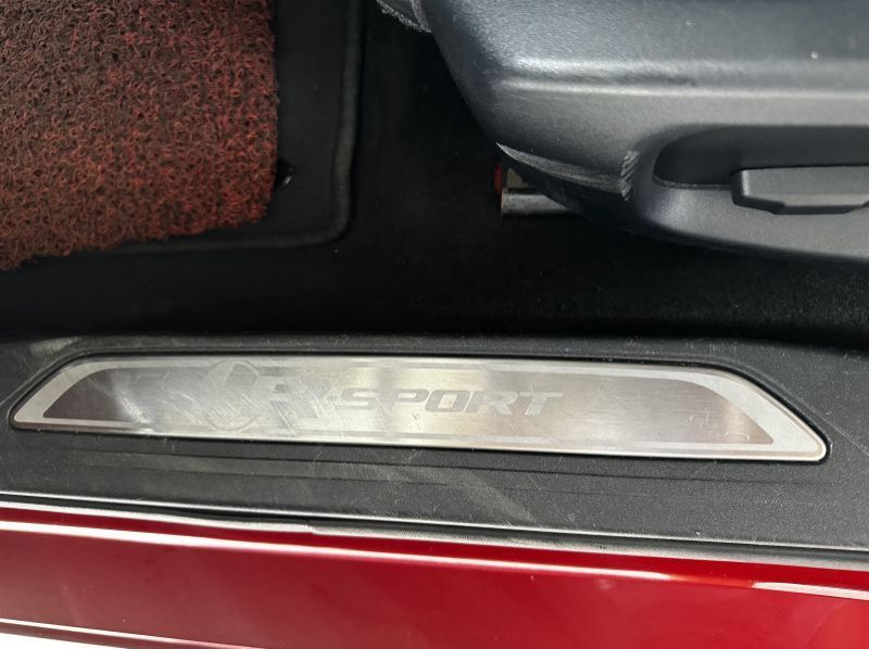 2016 Jaguar XE R Sport pictures