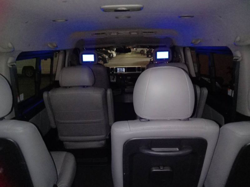 2017 Toyota Hiace Super Grandia pictures