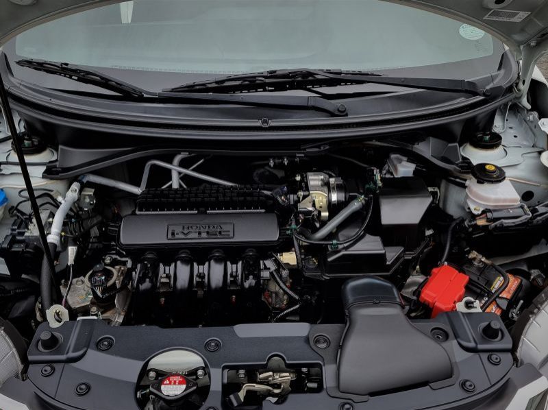 2018 Honda BR-V 1.5V CVT pictures