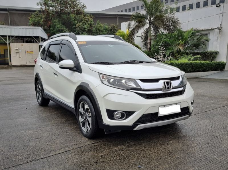 2018 Honda BR-V 1.5V CVT pictures