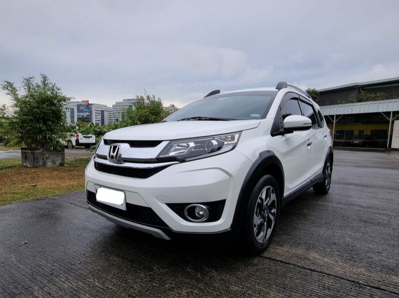 2018 Honda BR-V 1.5V CVT pictures