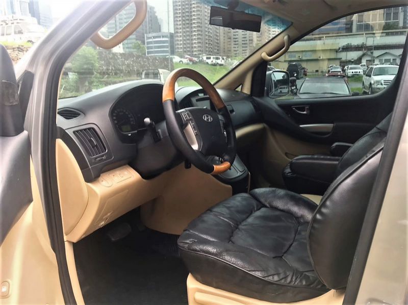 2011 Hyundai Grand Starex pictures