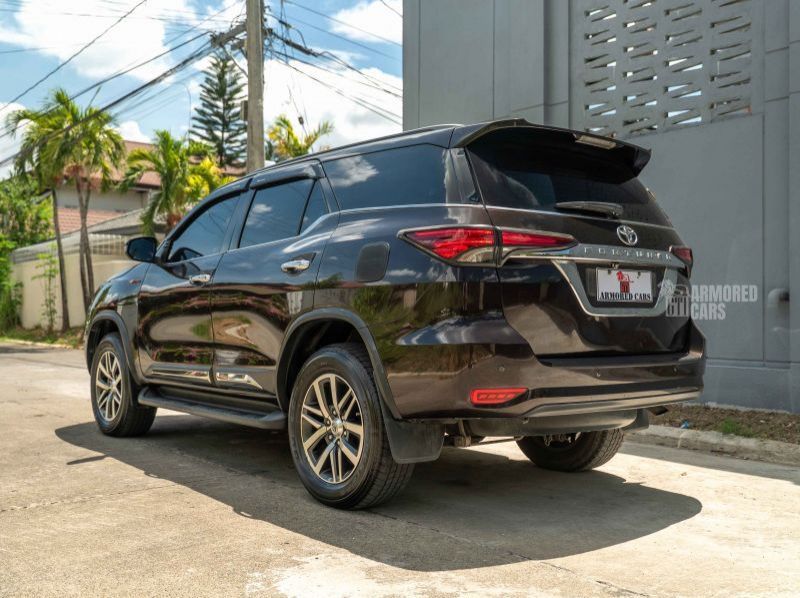 2018 Toyota Fortuner Bulletproof  pictures